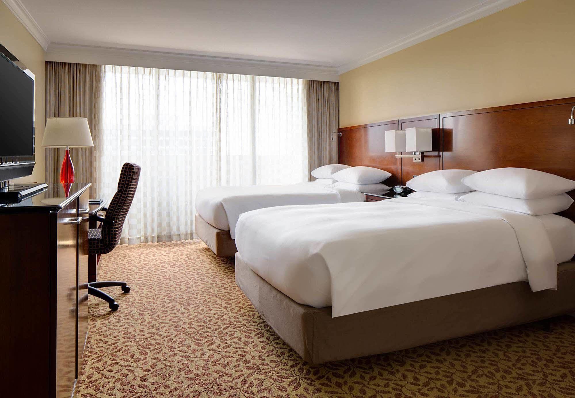 Wyndham Buckhead & Conference Center 3*